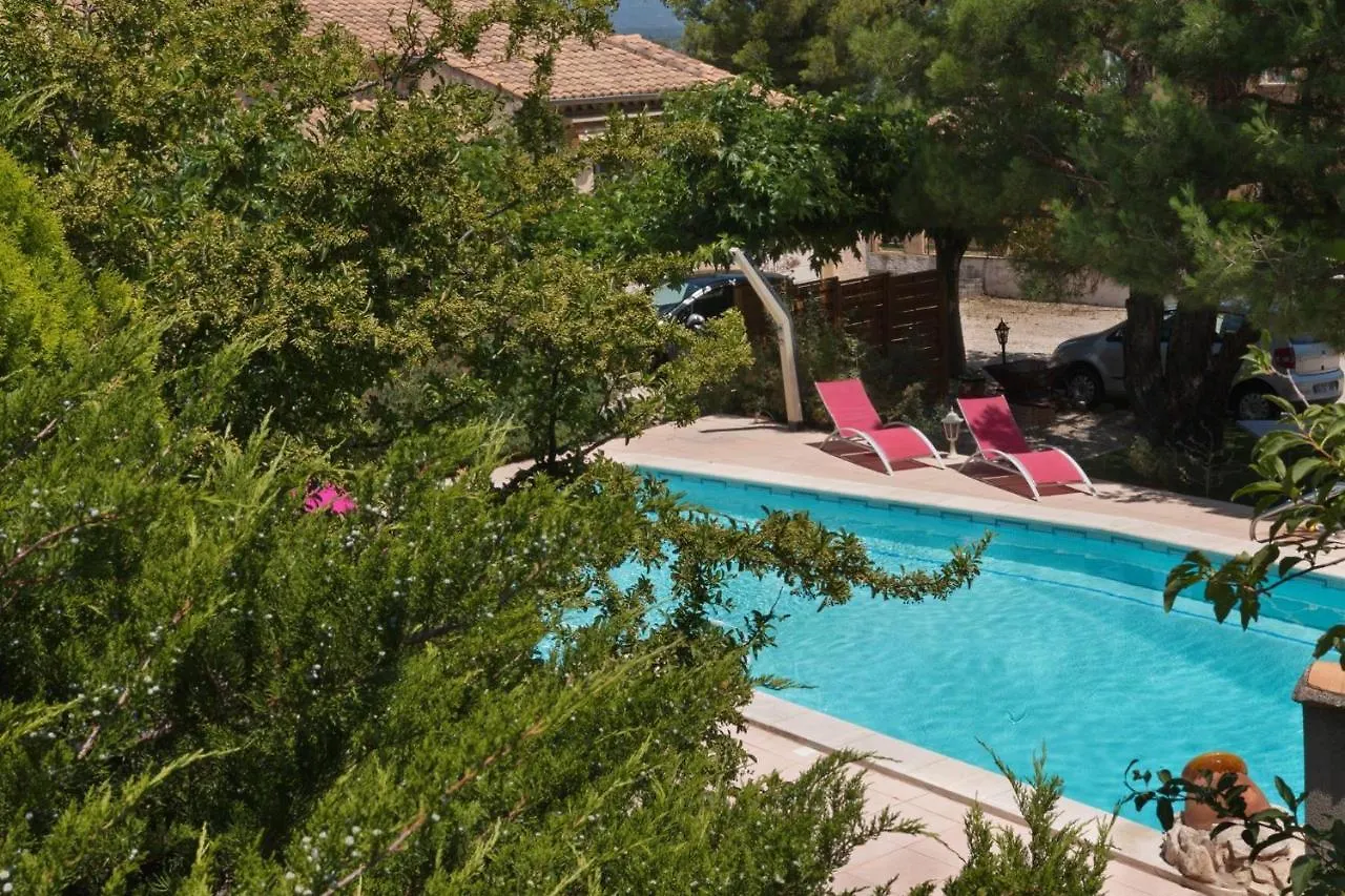 Hôtel Domaine des Gendalis proche Avignon à Saint-Saturnin-lès-Avignon